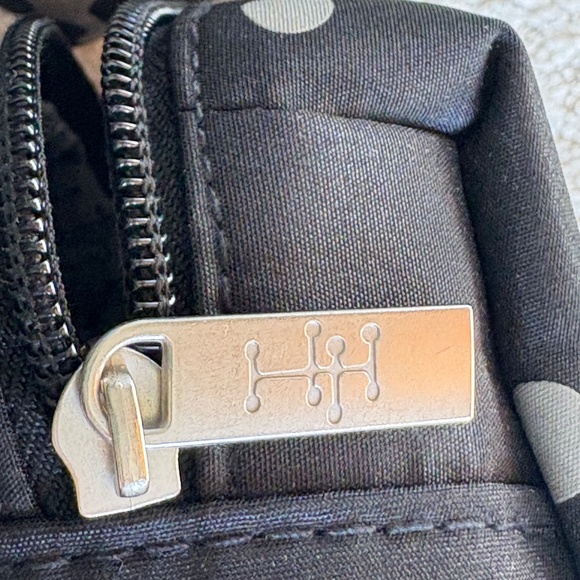 American Airlines Eames dot print amenity travel bag - Picture 10 of 11